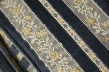 中古　美品　神戸洋家具　メープル不二屋　優雅な佇まいが魅力的な2人掛けソファ(ラウンジソファ、二人掛け、2P)(R-058566)