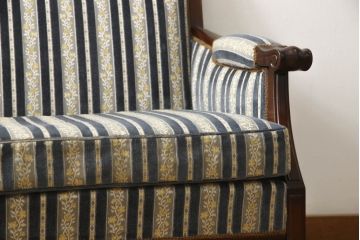 中古　美品　神戸洋家具　メープル不二屋　優雅な佇まいが魅力的な2人掛けソファ(ラウンジソファ、二人掛け、2P)(R-058566)
