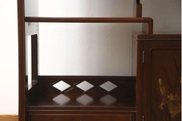 中古　美品　モリシゲ(MORISHIGE/森繁)　品のある佇まいが上質な和の空間にぴったりな、モダンな茶棚(飾り棚、茶箪笥、戸棚)(R-058573)