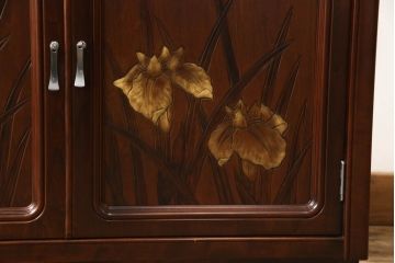 中古　美品　モリシゲ(MORISHIGE/森繁)　品のある佇まいが上質な和の空間にぴったりな、モダンな茶棚(飾り棚、茶箪笥、戸棚)(R-058573)