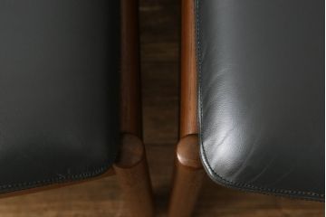 和製ビンテージ　日田工芸　チーク材　本革(レザー)　落ち着きのある色合いで大人の空間を演出するチェア2脚セット(イス、椅子、ダイニングチェア、ヴィンテージ)(R-058575)