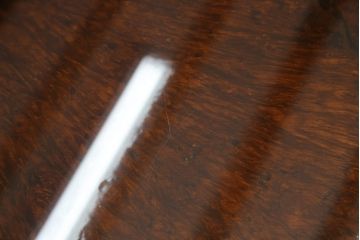 中古　大振り!　極厚天板　カリン材(花梨材)　貴重な鳥眼杢の木肌が魅力的な座卓(ローテーブル)(R-058576)