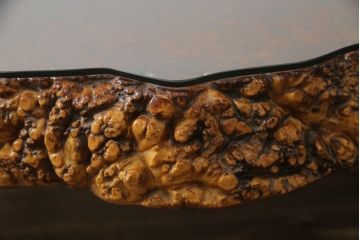 中古　大振り!　極厚天板　カリン材(花梨材)　貴重な鳥眼杢の木肌が魅力的な座卓(ローテーブル)(R-058576)