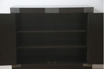 中古　国産　職人手造り家具　和モダンな雰囲気を醸し出す、珍しいデザインの収納棚(収納タンス、箪笥、サイドボード、戸棚)(R-058586)
