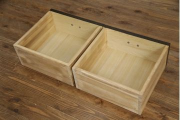中古　国産　職人手造り家具　和モダンな雰囲気を醸し出す、珍しいデザインの収納棚(収納タンス、箪笥、サイドボード、戸棚)(R-058586)