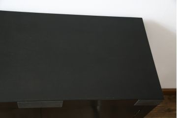 中古　国産　職人手造り家具　和モダンな雰囲気を醸し出す、珍しいデザインの収納棚(収納タンス、箪笥、サイドボード、戸棚)(R-058586)