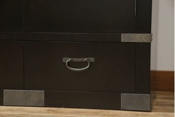 中古　国産　職人手造り家具　和モダンな雰囲気を醸し出す、珍しいデザインの収納棚(収納タンス、箪笥、サイドボード、戸棚)(R-058586)