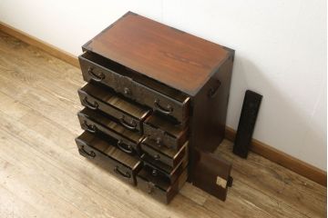 和製アンティーク　明治期　極上美品!黒漆　総桐材　松竹梅図　職人の技が生きる上手物の庄内小箪笥(小引き出し、引き出し)(R-058589)
