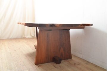 和製ヴィンテージ　ジョージナカシマ　桜製作所　ウォールナット　MINGUREN(ミングレン)　素材の形を活かしたデザインが魅力的な低めのダイニングテーブル(ジョージ・ナカシマ、コーヒーテーブル、センターテーブル、机、作業台、ビンテージ)(R058613)