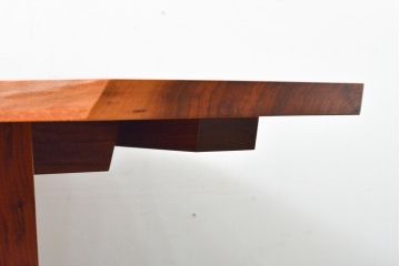 和製ヴィンテージ　ジョージナカシマ　桜製作所　ウォールナット　MINGUREN(ミングレン)　素材の形を活かしたデザインが魅力的な低めのダイニングテーブル(ジョージ・ナカシマ、コーヒーテーブル、センターテーブル、机、作業台、ビンテージ)(R058613)