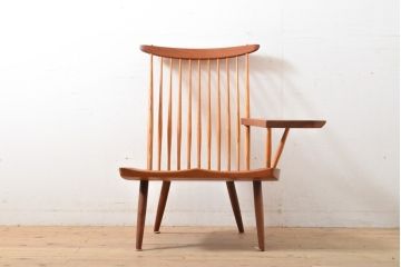 和製ヴィンテージ　ジョージナカシマ　LOUNGE ARM(ラウンジアーム)　One Arm(ワンアーム、片肘)　CN103　桜製作所　モダンに洗練された左アーム付きラウンジチェア(ジョージ・ナカシマ、イス、椅子、板座チェア、ビンテージ)(R-058614)