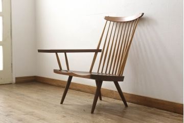 和製ヴィンテージ　ジョージナカシマ　LOUNGE ARM(ラウンジアーム)　One Arm(ワンアーム、片肘)　CN103　桜製作所　モダンに洗練された右アーム付きラウンジチェア(ジョージ・ナカシマ、イス、椅子、板座チェア、ビンテージ)(R-058615)