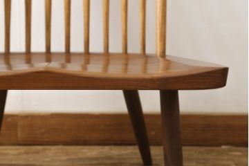 和製ヴィンテージ　ジョージナカシマ　LOUNGE ARM(ラウンジアーム)　One Arm(ワンアーム、片肘)　CN103　桜製作所　モダンに洗練された右アーム付きラウンジチェア(ジョージ・ナカシマ、イス、椅子、板座チェア、ビンテージ)(R-058615)