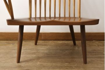和製ヴィンテージ　ジョージナカシマ　LOUNGE ARM(ラウンジアーム)　One Arm(ワンアーム、片肘)　CN103　桜製作所　モダンに洗練された右アーム付きラウンジチェア(ジョージ・ナカシマ、イス、椅子、板座チェア、ビンテージ)(R-058615)