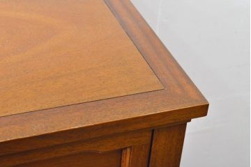 中古　DREXEL HERITAGE(ドレクセルヘリテイジ)　Triune(トライユン)　気品ある佇まいが美しいランジェリーチェスト(定価約43万円)(サイドチェスト、引き出し)(R-058621)