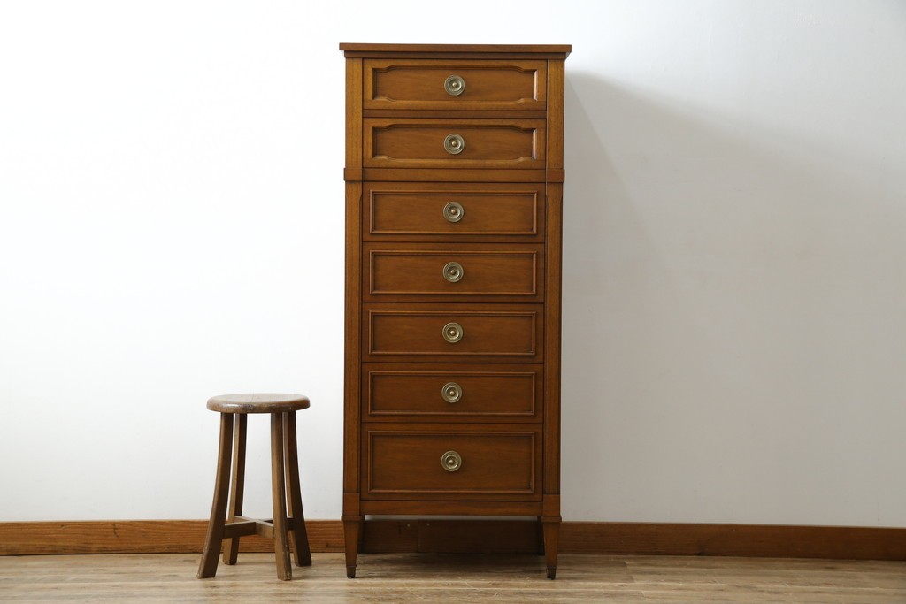 中古　DREXEL HERITAGE(ドレクセルヘリテイジ)　Triune(トライユン)　気品ある佇まいが美しいランジェリーチェスト(サイドチェスト、引き出し)　定価約43万円相当　(R-058621)