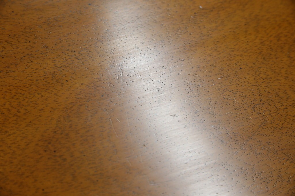 中古　DREXEL HERITAGE(ドレクセルヘリテイジ)　Triune(トライユン)　気品ある佇まいが美しいランジェリーチェスト(サイドチェスト、引き出し)　定価約43万円相当　(R-058621)