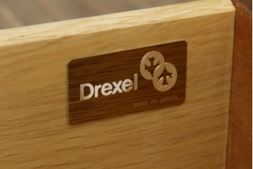 中古　DREXEL HERITAGE(ドレクセルヘリテイジ)　Triune(トライユン)　気品ある佇まいが美しいランジェリーチェスト(サイドチェスト、引き出し)　定価約43万円相当　(R-058621)