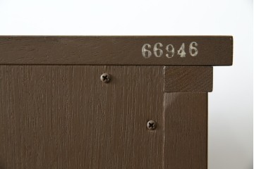 中古　DREXEL HERITAGE(ドレクセルヘリテイジ)　Triune(トライユン)　気品ある佇まいが美しいランジェリーチェスト(サイドチェスト、引き出し)　定価約43万円相当　(R-058621)