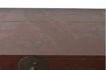 和製アンティーク　前面栗材　漆の綺麗な二段重ね米沢箪笥・上段(時代箪笥、和タンス、収納たんす、衣装箪笥、チェスト、引き出し)(R-058624)