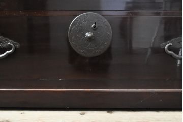 和製アンティーク　極上美品!　前板栗材　漆のキレイな米沢箪笥(和タンス、衣装たんす、時代箪笥、引き出し)(R-058626)