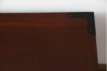 和製アンティーク　上手物!　前面欅(ケヤキ)材・中桐　シンプルな金具と美しい色合いが目を引く特注米沢箪笥・下段(和タンス、衣装箪笥、収納たんす、時代箪笥)(R-058637)