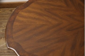 中古　美品　DREXEL HERITAGE(ドレクセルヘリテイジ)　美しい木目が印象的なセンターテーブル(ローテーブル、リビングテーブル)(R-058640)