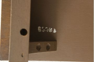 中古　美品　DREXEL HERITAGE(ドレクセルヘリテイジ)　Triune(トライユン)　品のある佇まいがすてきなダイニングテーブル(エクステンションテーブル、4人掛け、6人掛け)(R-058641)