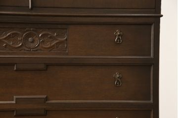 中古　美品　神戸家具　永田良介商店　英国アンティークの様なデザインが魅力のチェスト(洋タンス、衣類タンス)(R-058642)