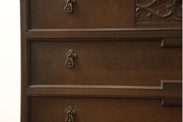 中古　美品　神戸家具　永田良介商店　英国アンティークの様なデザインが魅力のチェスト(洋タンス、衣類タンス)(R-058642)