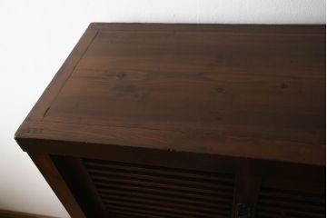 和製アンティーク　明治期　檜(ヒノキ)材　横桟引き戸の美濃帳場箪笥(収納棚、戸棚、時代箪笥、和タンス)(R-058647)