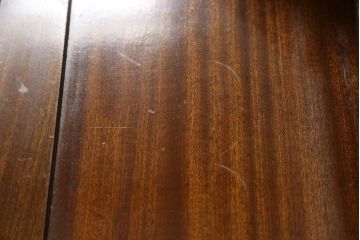 中古　イギリス高級家具　ロスジョン(ROSJOHN)　イギリス王室御用達　洗練されたデザインが美しいライティングビューロー(ワークデスク、在宅ワーク用、サイドチェスト)(R-058654)
