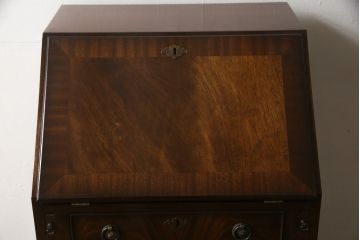中古　イギリス高級家具　ロスジョン(ROSJOHN)　イギリス王室御用達　洗練されたデザインが美しいライティングビューロー(ワークデスク、在宅ワーク用、サイドチェスト)(R-058654)