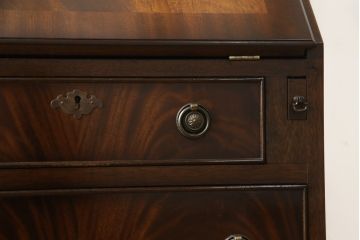 中古　イギリス高級家具　ロスジョン(ROSJOHN)　イギリス王室御用達　洗練されたデザインが美しいライティングビューロー(ワークデスク、在宅ワーク用、サイドチェスト)(R-058654)