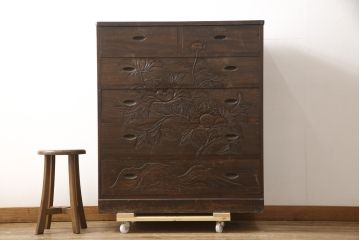 和製ビンテージ　希少!　大胆にあしらわれた花の図柄が目を引く軽井沢彫りチェスト(引き出し、衣装タンス、ヴィンテージ)(R-058662)