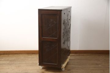 和製ビンテージ　希少!　大胆にあしらわれた花の図柄が目を引く軽井沢彫りチェスト(引き出し、衣装タンス、ヴィンテージ)(R-058662)