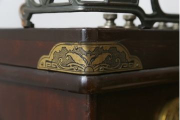 和製アンティーク　激レア!!　和田製作所　レトロな見た目がたまらない金庫小引き出し(金銭出納器、小物収納、卓上収納)(R-058666)