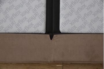 中古　超美品　arflex(アルフレックス)　BRERA(ブレラ)　185　シンプルモダンなデザインでスタイリッシュな空間を実現するリラックスアームレスソファ(2人掛けソファ、2P、カウチソファ)(定価約77万円)(R-058669)