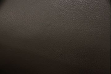 中古　超美品　Cassina(カッシーナ)　CATHERINE MEMMI(カトリーヌ・メミ)　本革　シンプルでシックなデザインが魅力的なアームチェア(ダイニングチェア、椅子、イス)(定価約21万円)(R-058671)