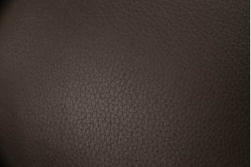 中古　超美品　Cassina(カッシーナ)　CATHERINE MEMMI(カトリーヌ・メミ)　本革　シンプルでシックなデザインが魅力的なアームチェア(ダイニングチェア、椅子、イス)(定価約21万円)(R-058672)