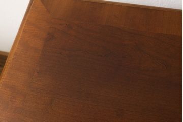 アメリカビンテージ　美品　希少な絶版品!　マホガニー材　スタンリー(Stanley)　気品漂う佇まいが美しいコンソールテーブル(サイドテーブル、ヴィンテージ)(R-058674)