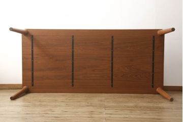 ジャパンビンテージ　日田工芸　チーク無垢材　無駄のないシンプルさが魅力的なダイニングテーブル(4人掛け、6人掛け、作業台、ヴィンテージ)(R-058679)