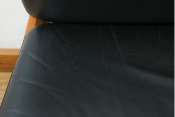 ジャパンヴィンテージ　チーク材　メンズライクスタイルの空間づくりに活躍する本革ダイニングチェア　(R-058684)