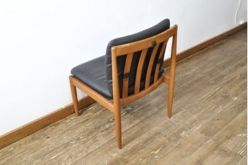 ビンテージ家具　ジャパンヴィンテージ　チーク材　メンズライクスタイルの空間づくりに活躍する本革ダイニングチェア2脚セット(レザー、椅子、イス)(R-058684)
