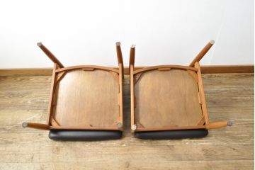 ビンテージ家具　ジャパンヴィンテージ　チーク材　メンズライクスタイルの空間づくりに活躍する本革ダイニングチェア2脚セット(レザー、椅子、イス)(R-058684)