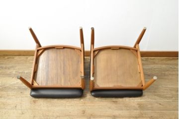 ビンテージ家具　ジャパンヴィンテージ　チーク材　メンズライクスタイルの空間づくりに活躍する本革ダイニングチェア2脚セット(レザー、椅子、イス)(R-058685)