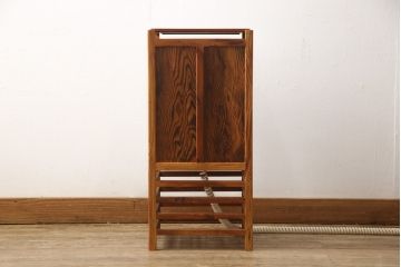 中古　指物工芸家具　肥松(こえまつ)　漆塗り　和モダンな空間づくりにおすすめ!趣深いフロアスタンド(フロア照明、間接照明、スタンドライト)(R-058694)