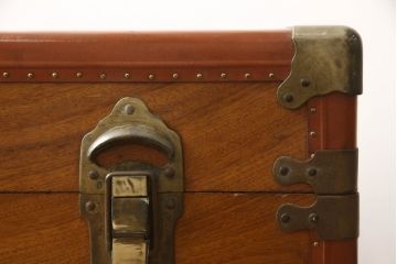 アジアンビンテージ　楠材(クスノキ)　存在感抜群!収納とディスプレイを兼ね備えた木製船トランク(舟トランク、トランクテーブル、ヴィンテージ)(R-058698)