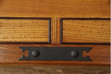 中古　美品　趣のある和の空間づくりにおすすめな欅(ケヤキ)材の関西火鉢(長火鉢、囲炉裏テーブル、座卓、リビングテーブル)(R-058699)