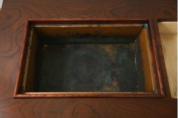 中古　岩谷堂箪笥　56　美しい欅の杢目が迫力のある長火鉢(定価約45万円)(木製火鉢、ローテーブル、座卓)(R-058700)